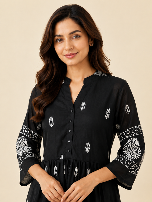 Black Paisley Leaf Printed One-Piece Dress